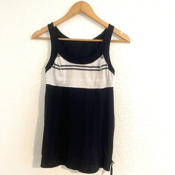 Lululemon Ta Ta Topper Tank top Black /
Groovy Stripe Nimbus - Picture 4 of 6